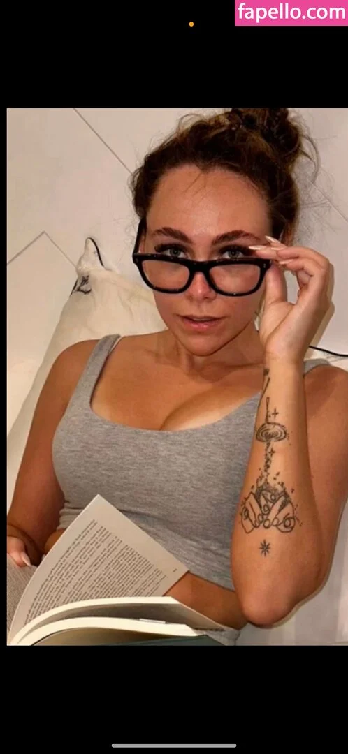 Kouvr Onlyfans Photo Gallery 