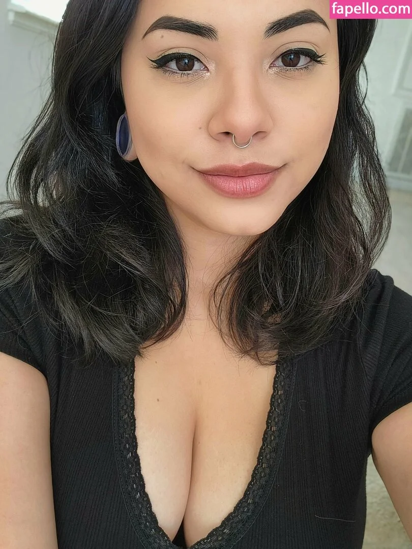 MsBees Onlyfans Photo Gallery 