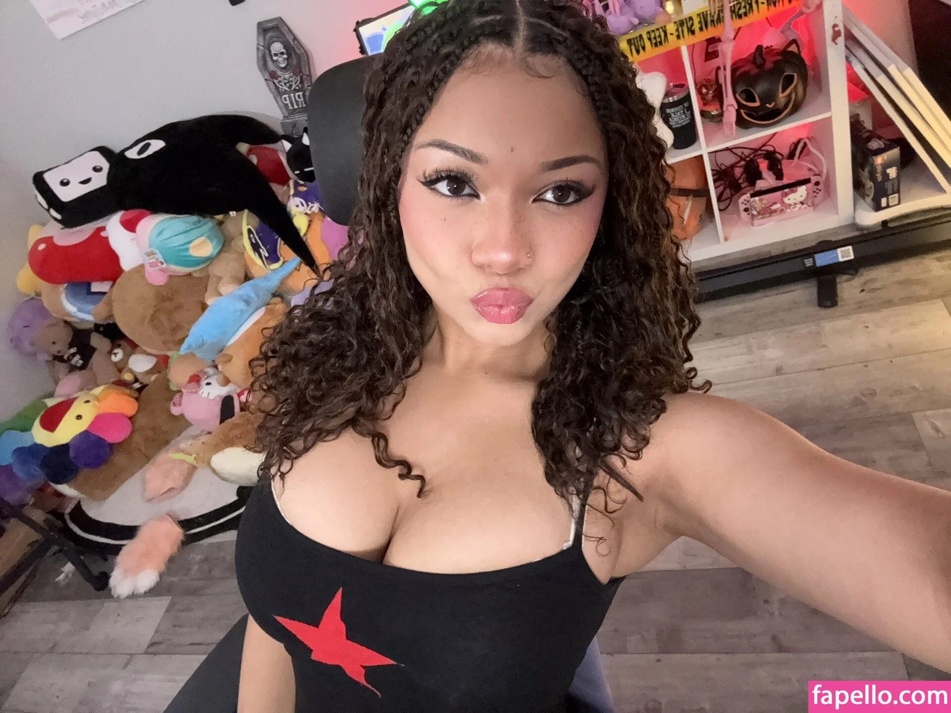 mariiiisel Onlyfans Photo Gallery 