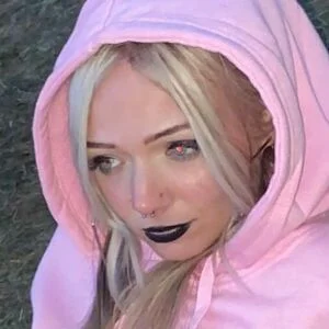 Daisy Thompson Onlyfans Photo Gallery 