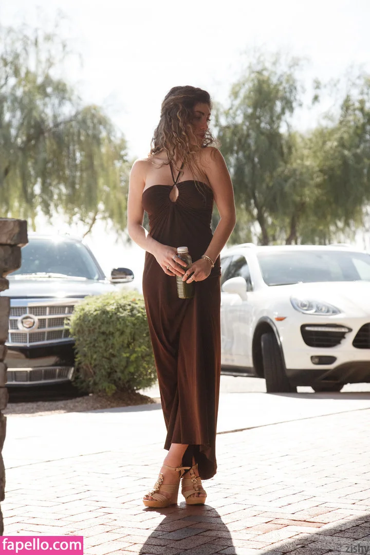 Guillian Onlyfans Photo Gallery 