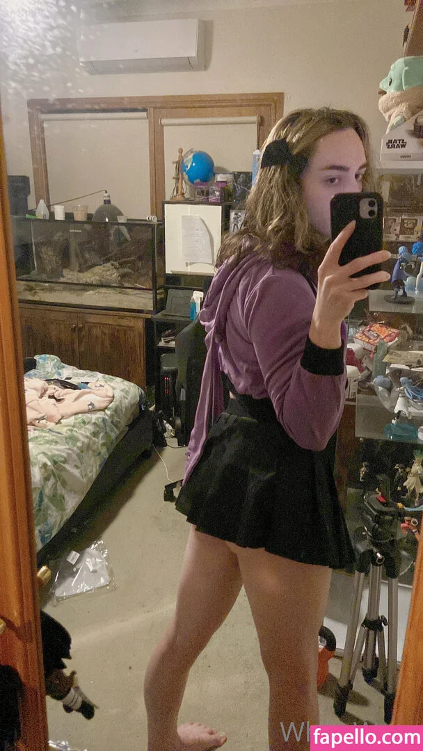 WhiteWren Onlyfans Photo Gallery 