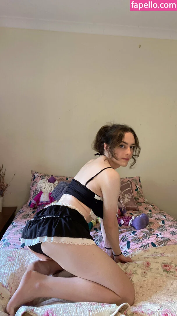 WhiteWren Onlyfans Photo Gallery 