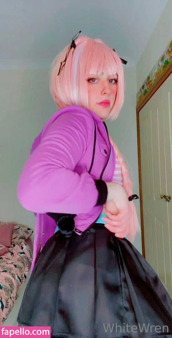 WhiteWren Onlyfans Photo Gallery 