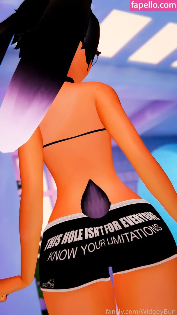 WidgeyBun Onlyfans Photo Gallery 