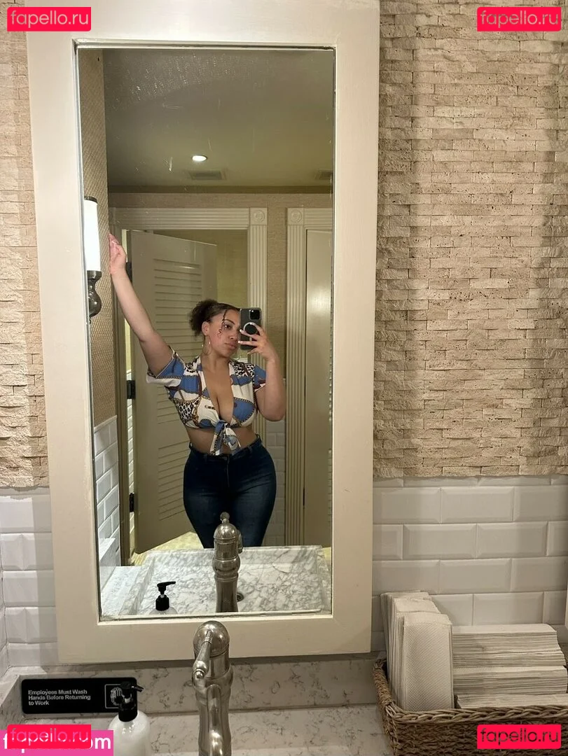 Tastehoneyof Onlyfans Photo Gallery 