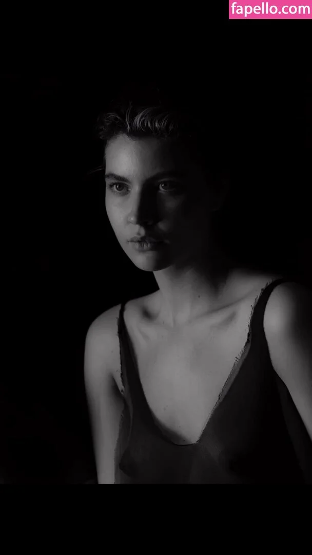 Alanis Guillen Onlyfans Photo Gallery 