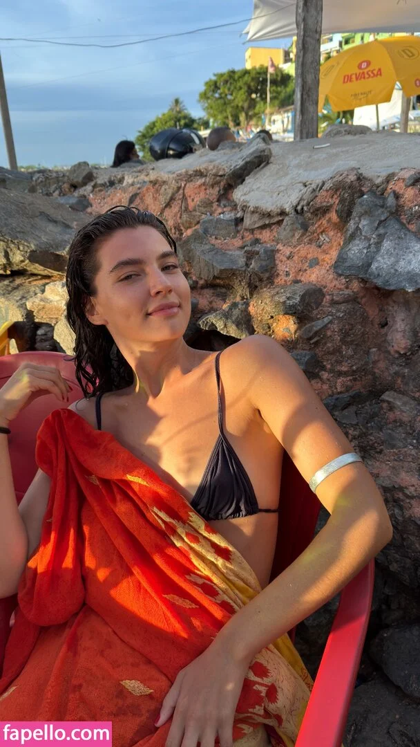 Alanis Guillen Onlyfans Photo Gallery 