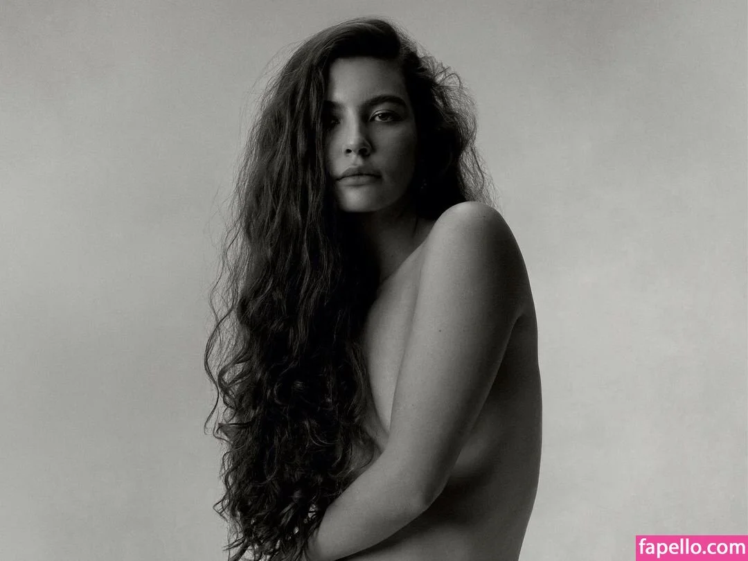 Alanis Guillen Onlyfans Photo Gallery 