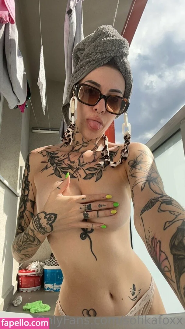 sofikafoxx Onlyfans Photo Gallery 
