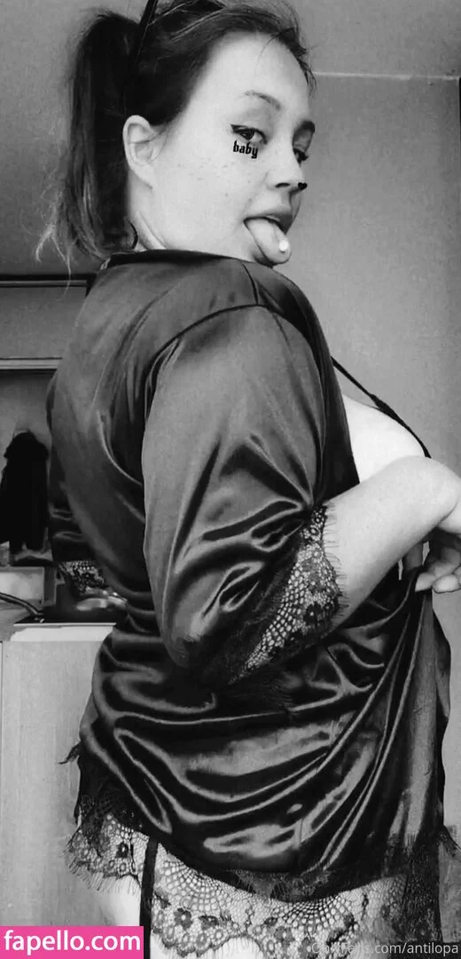 amandawelp Onlyfans Photo Gallery 