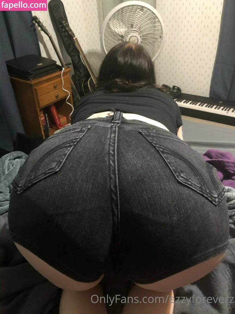 ezzyforeverz Onlyfans Photo Gallery 