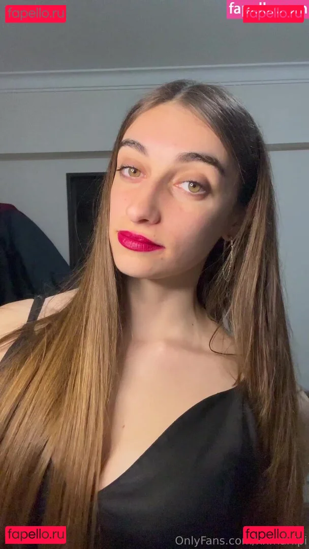 xxmarlipi Onlyfans Photo Gallery 