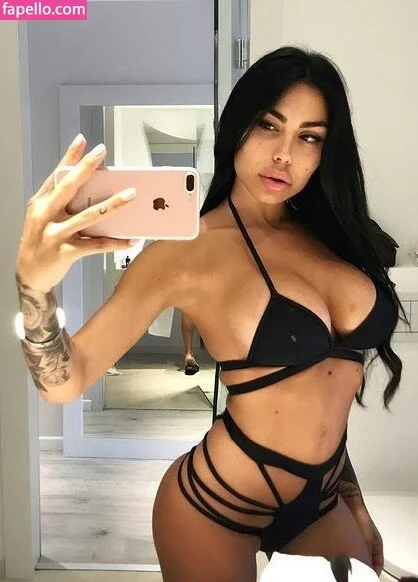 Monica Gunnella Onlyfans Photo Gallery 