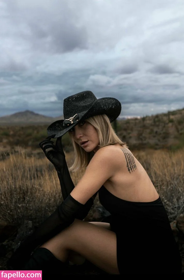 movementswithmolly Onlyfans Photo Gallery 