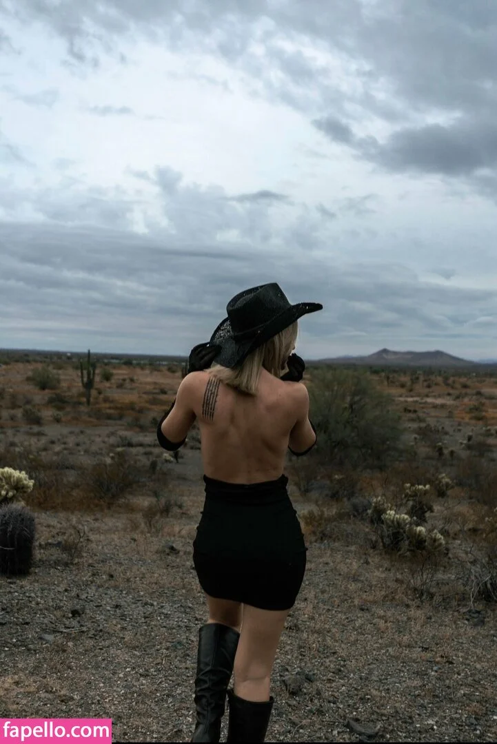 movementswithmolly Onlyfans Photo Gallery 