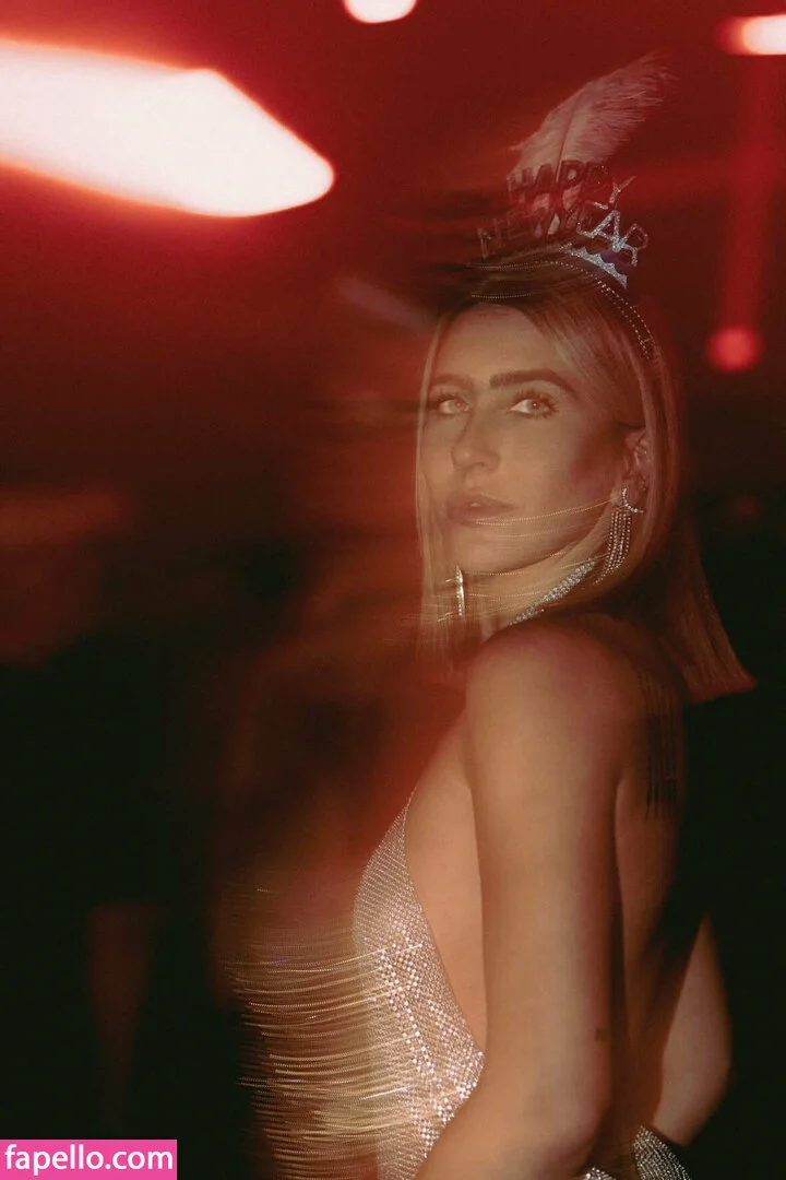 movementswithmolly Onlyfans Photo Gallery 