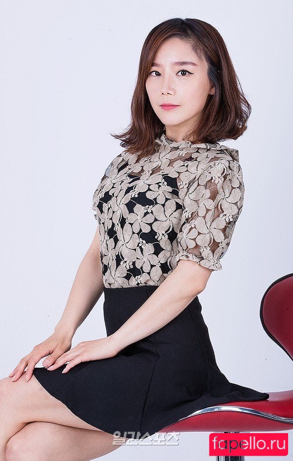 Lee Chae Dam Onlyfans Photo Gallery 