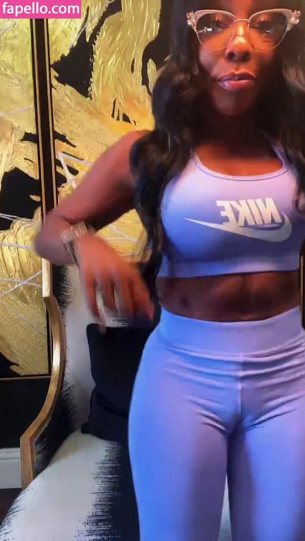 Coach Stormy Onlyfans Photo Gallery 