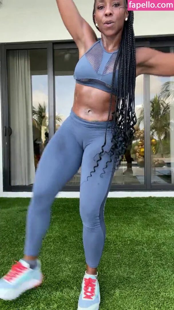 Coach Stormy Onlyfans Photo Gallery 