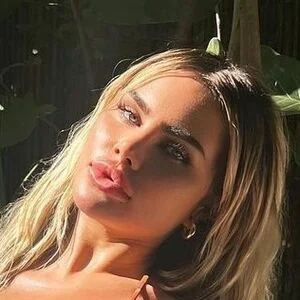 Icy.bebe Onlyfans Photo Gallery 