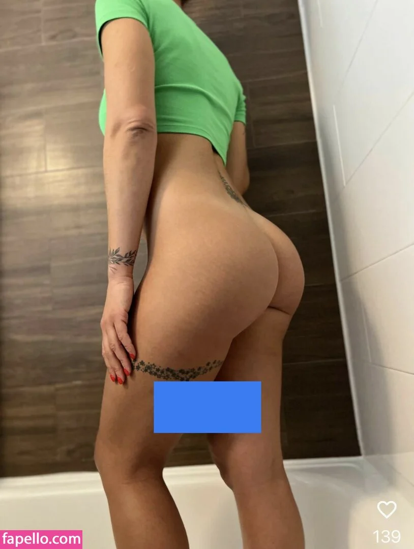 virginiefit94 Onlyfans Photo Gallery 
