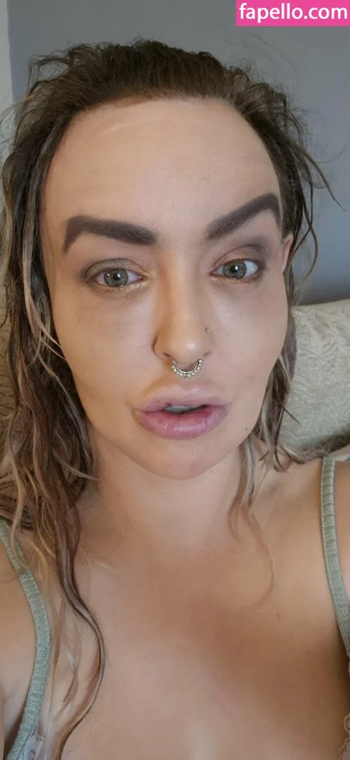 CaraWilder Onlyfans Photo Gallery 