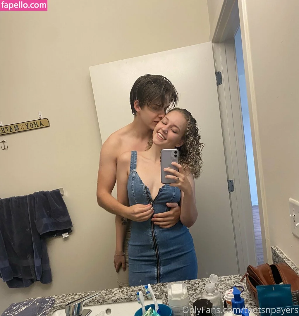 thotsnpayers Onlyfans Photo Gallery 