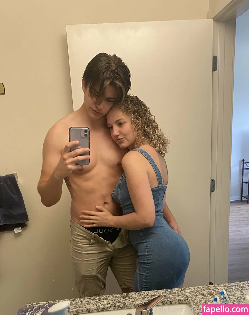 thotsnpayers Onlyfans Photo Gallery 