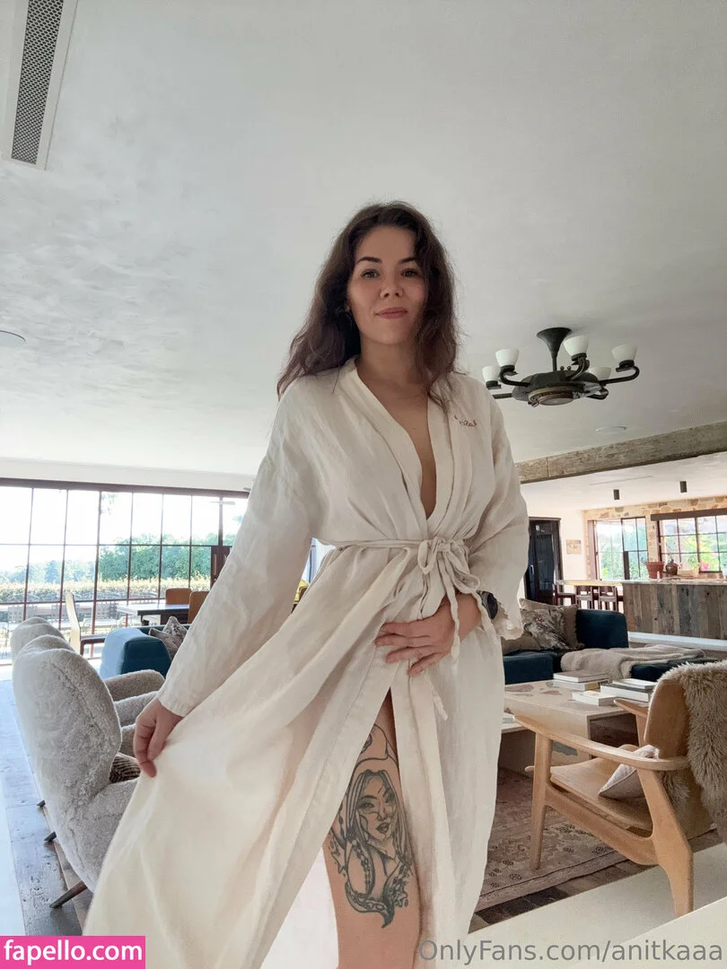 anitkaaa Onlyfans Photo Gallery 