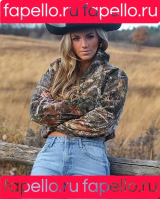 Annie Agar Onlyfans Photo Gallery 