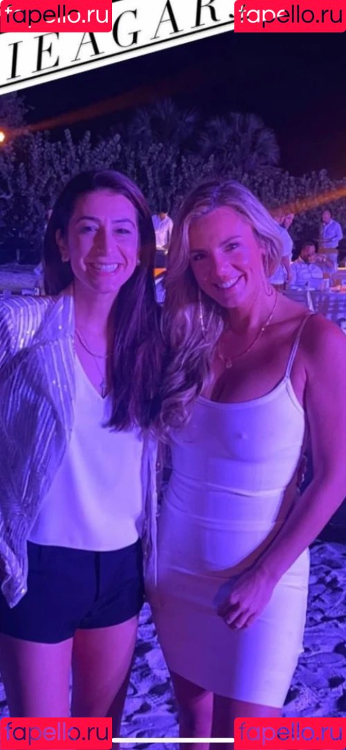 Annie Agar Onlyfans Photo Gallery 