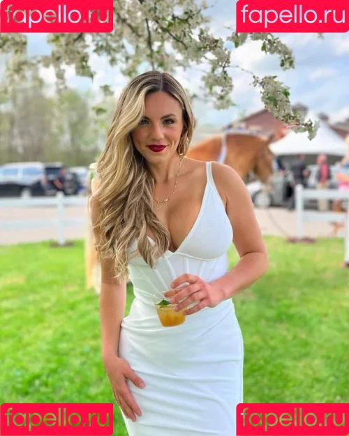 Annie Agar Onlyfans Photo Gallery 