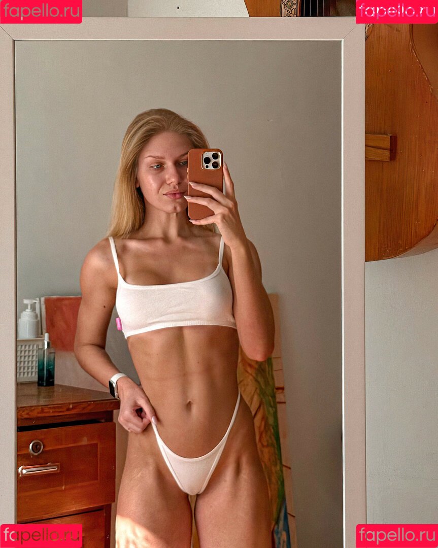 Sofya Petrushina Onlyfans Photo Gallery 