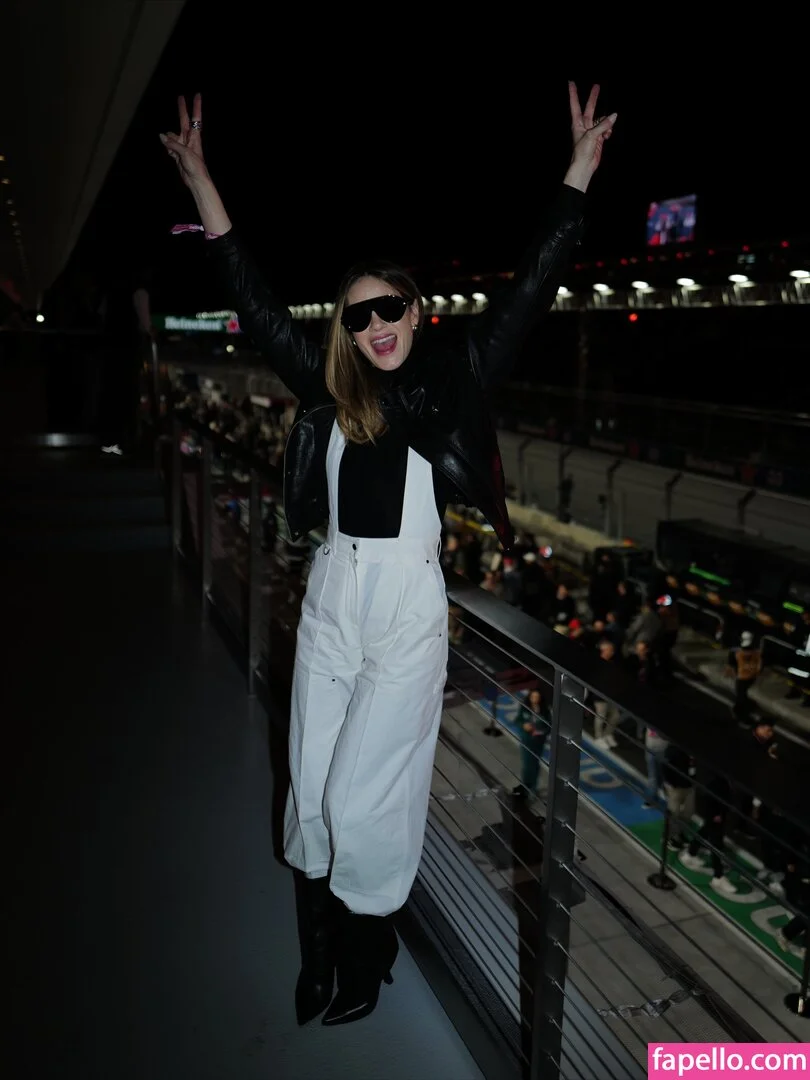 Michelle Monaghan Onlyfans Photo Gallery 