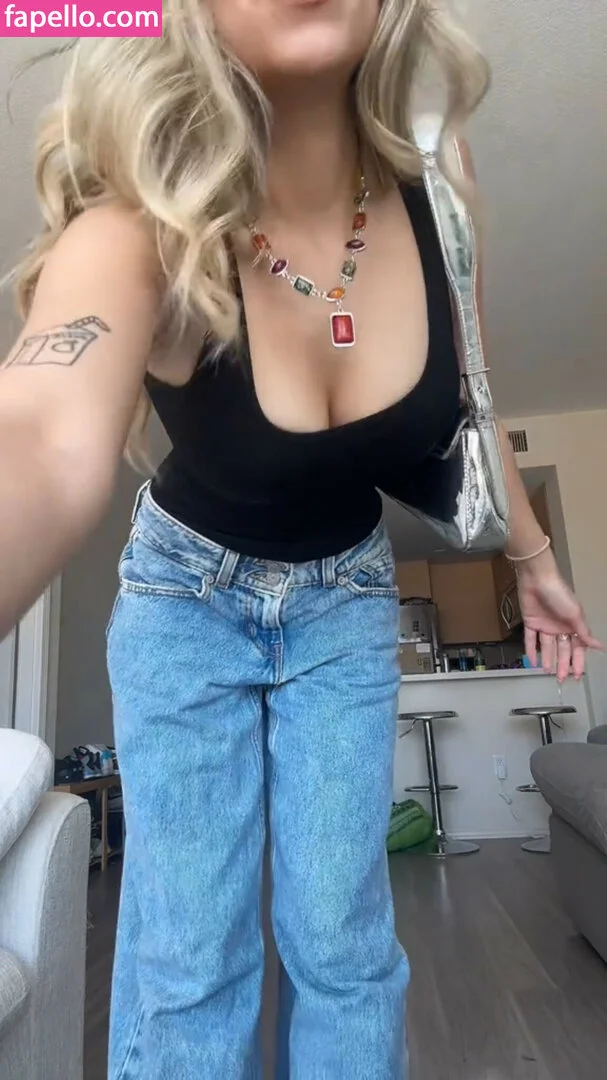 Tiana Renay Onlyfans Photo Gallery 