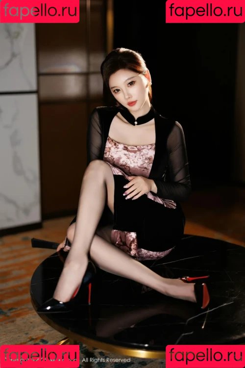 yangchenchen_yome Onlyfans Photo Gallery 