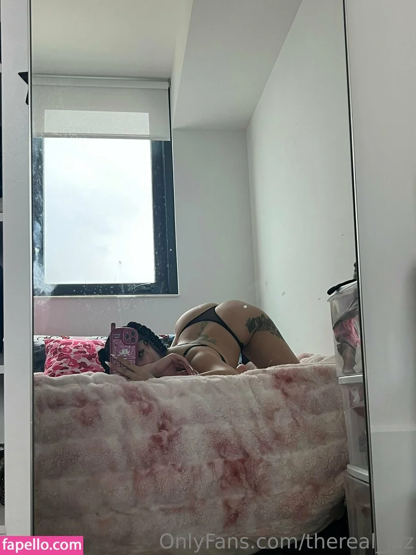 jazchinkz Onlyfans Photo Gallery 