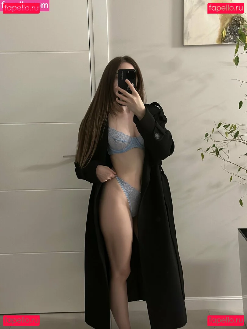 sansastark21 Onlyfans Photo Gallery 