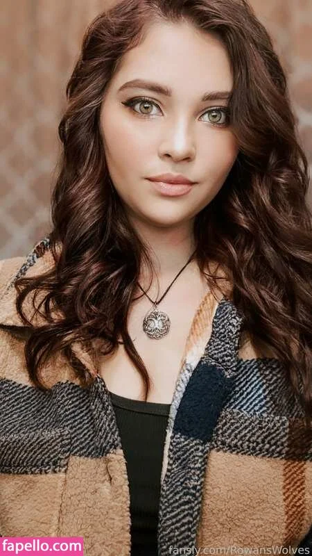 RowansWolves Onlyfans Photo Gallery 