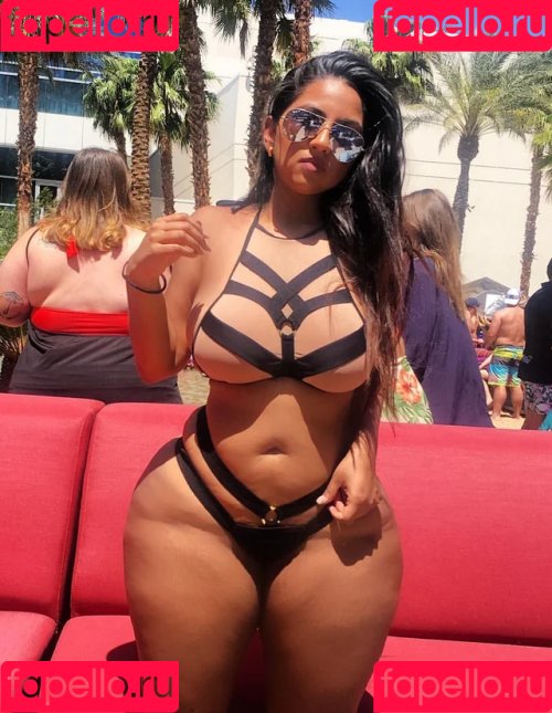 Rosalind Cynthia Kumar Onlyfans Photo Gallery 