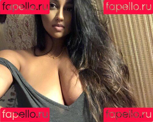 Rosalind Cynthia Kumar Onlyfans Photo Gallery 