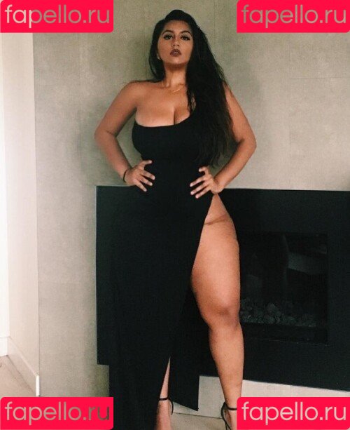 Rosalind Cynthia Kumar Onlyfans Photo Gallery 