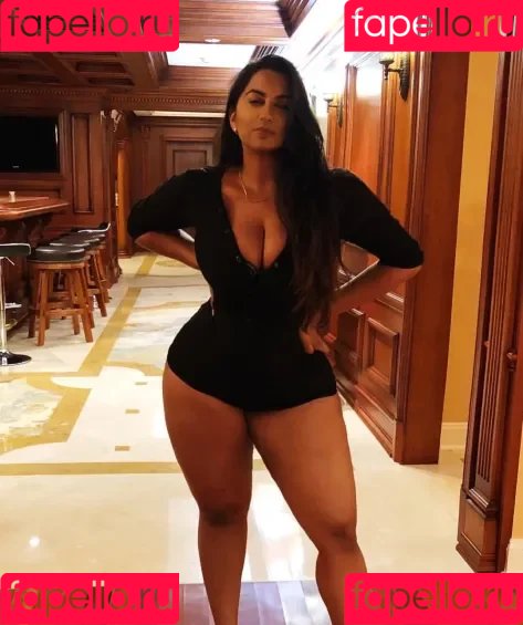 Rosalind Cynthia Kumar Onlyfans Photo Gallery 