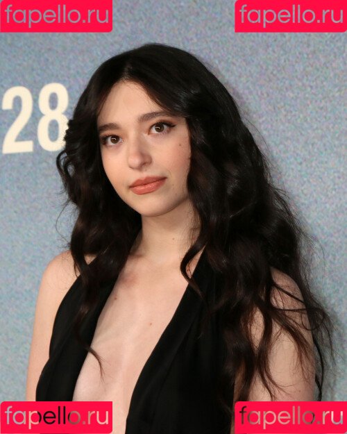 Mikey Madison Onlyfans Photo Gallery 