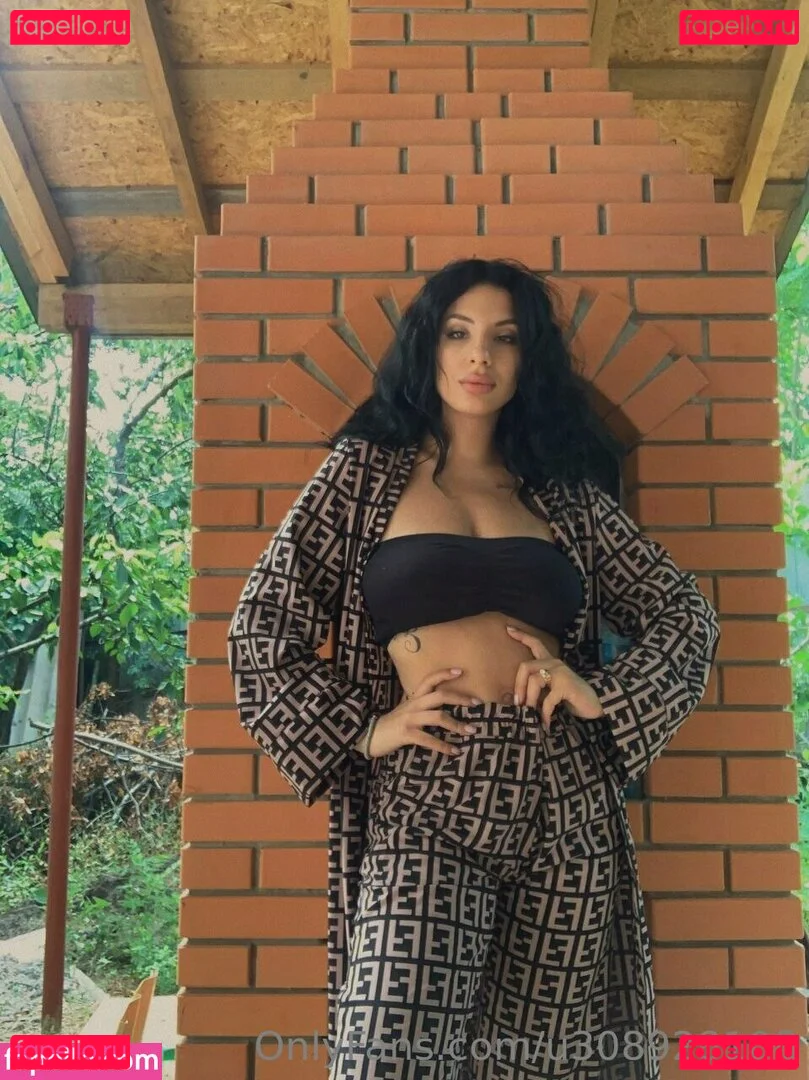 veronica_blackkk Onlyfans Photo Gallery 