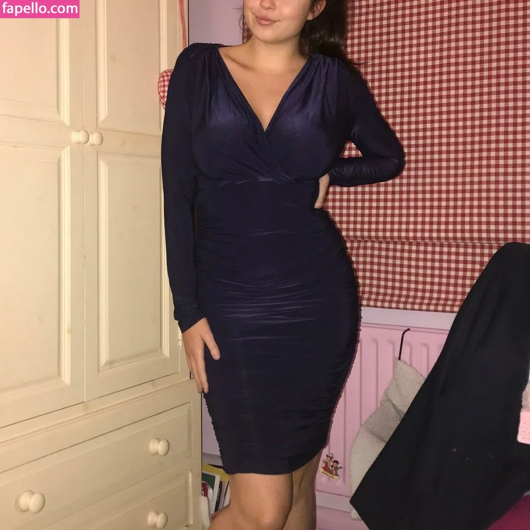 Lydia Harrison Onlyfans Photo Gallery 