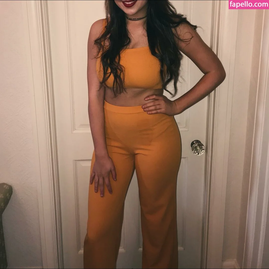 Lydia Harrison Onlyfans Photo Gallery 