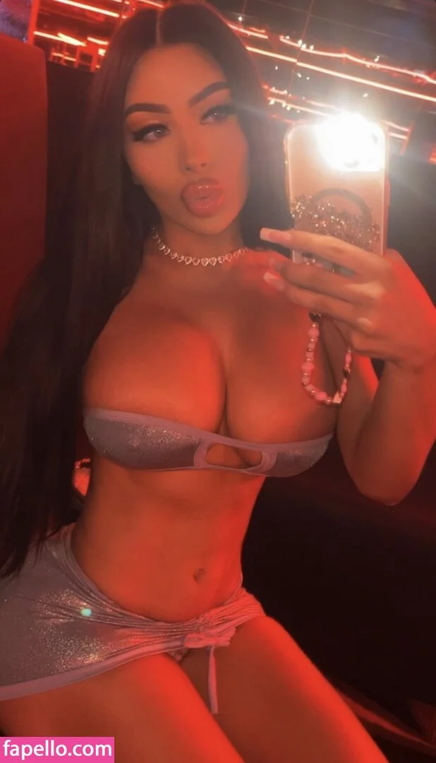 Amiradoll Onlyfans Photo Gallery 