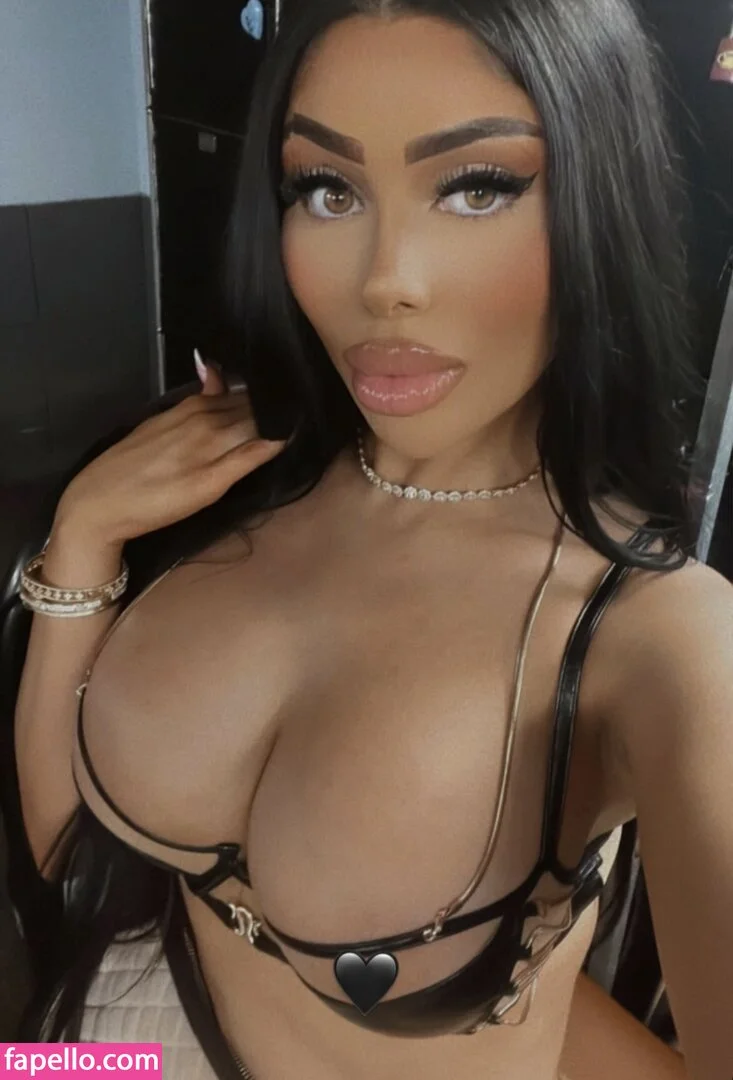 Amiradoll Onlyfans Photo Gallery 